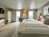 Двухместный номер Стандарт с балконом и с видом на озеро