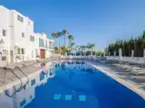 Двухместный номер Стандарт с частичным видом на море