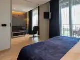 Люкс с балконом