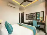 Двухместный семейный номер Стандарт с балконом и с видом на сад