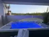 Полулюкс с видом на бассейн