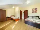 Трёхместный номер Стандарт с балконом