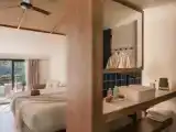 Полулюкс с красивым видом из окна