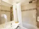 Двухместный номер Premium с балконом