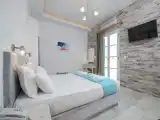 Трёхместный номер Стандарт с балконом