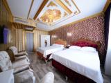 Трёхместный номер Deluxe c 1 комнатой