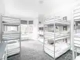 Кровать в общем номере (женский номер)