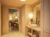 Полулюкс