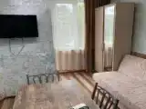 Коттедж с балконом и с видом на бассейн