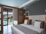 Номер семейный Deluxe Area с видом на бассейн