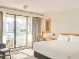 Студия с балконом