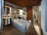 Четырёхместное шале Deluxe