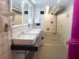Кровать в общем номере (мужской номер)