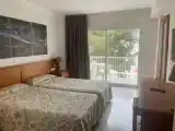Двухместный номер Стандарт с видом на бассейн