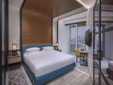 Двухместный номер Andaz с балконом