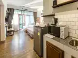 Двухместный семейный номер Стандарт с 2 комнатами с балконом и с видом на город