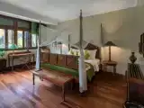 Полулюкс