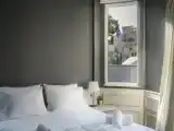 Люкс с балконом и с видом на город