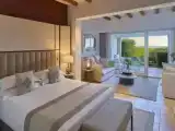 Двухместный полулюкс с садом