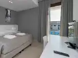 Двухместный номер Стандарт с видом на бассейн