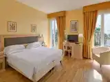 Двухместный номер Deluxe с балконом