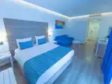 Двухместный номер Стандарт с частичным видом на море