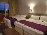 Трёхместный номер Стандарт