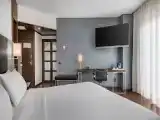 Двухместный номер Стандарт с балконом и с видом на город