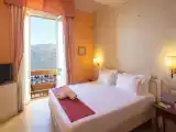 Номер Deluxe с балконом и с видом на озеро