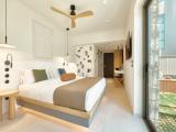 Двухместный номер Retreat Private Garden with Hydro Massage Tub