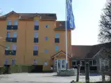 Кровать в общем номере