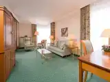 Полулюкс