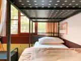 Кровать в общем номере