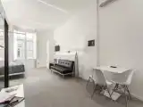 Люкс с балконом и с видом на город
