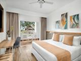 Двухместный номер Deluxe with tropical view