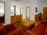 Трёхместный люкс c 1 комнатой