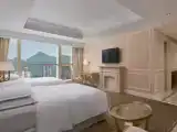 Четырёхместный клубный номер Стандарт с видом на горы