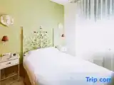 Трёхместный семейный номер Стандарт с балконом