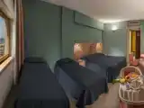 Четырёхместный номер