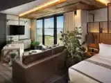 Люкс с видом на город