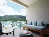 Люкс Luxury с балконом и с видом на гавань