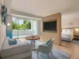 Полулюкс с балконом
