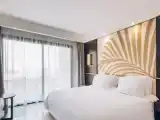 Двухместный номер Стандарт с частичным видом на море