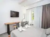 Двухместный номер Стандарт с балконом и с видом на сад