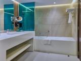 Двухместный люкс c 1 комнатой с частичным видом на море
