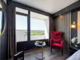 Двухместный номер Deluxe с балконом и с видом на сад