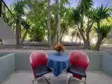 Двухместный номер Стандарт с балконом и с видом на сад