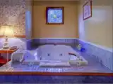 Коттедж с балконом
