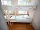 Кровать в общем номере (мужской номер)