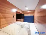 Кровать в общем номере (мужской номер)